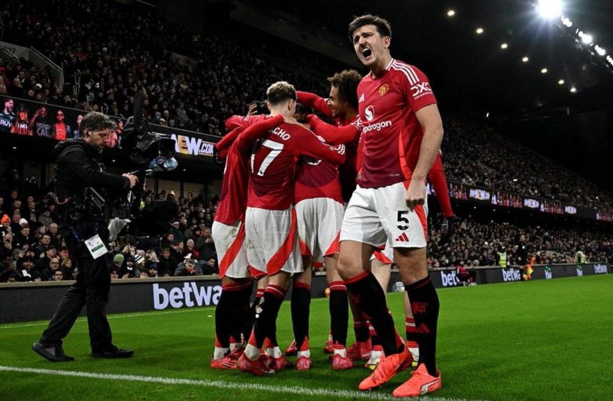 开云官网-曼联关键一役惨遭绝杀，球迷难掩失望，以后一样必须.-开云官网