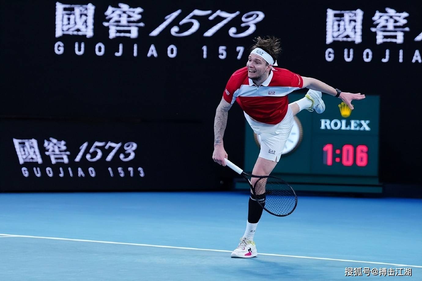 关于德约科维奇在巴塞罗那比赛中绝杀里昂今夜迎来里程碑之后，芝加哥公牛围绕CBA常规赛单刀错失的信息